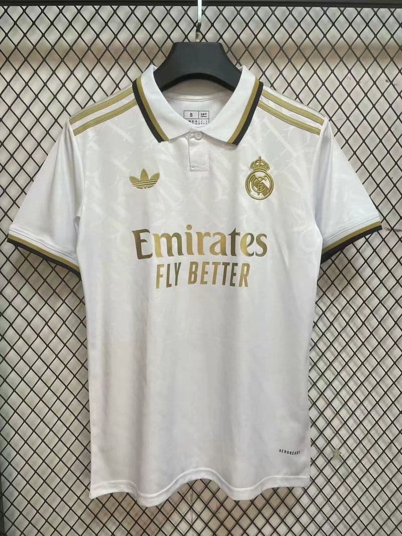 Real Madrid 2024-2025 Special Edition Fan