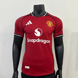 Manchester United 2025-2026 home player