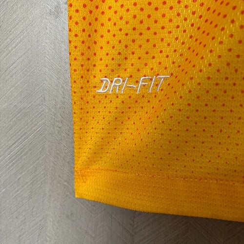 Retro FC Barcelona 2012-2013 away